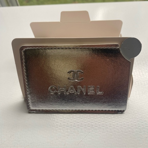 NIB Chanel like mirror slim silver - Picture 3 of 3